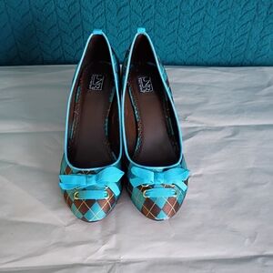 Elegant Turquoise and Brown Women's Flats